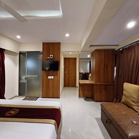 Hotel Ratna Mahal Mumbai Exteriör bild